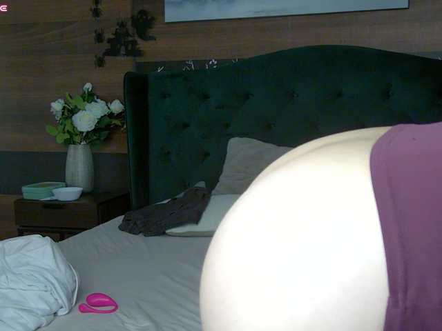 EveyMint live cam on BongaCams