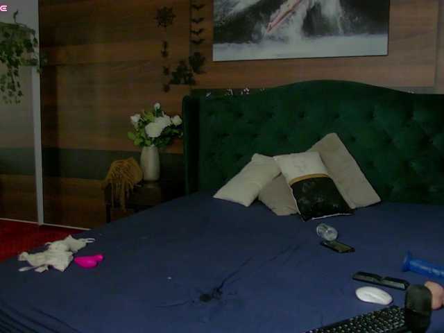 EveyMint live cam on BongaCams