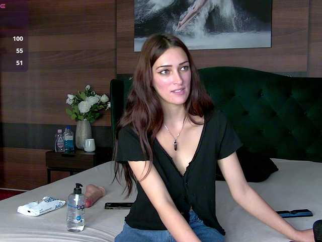 EveyMint live cam on BongaCams