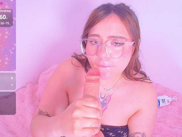 Rosse-Bell20 live cam on BongaCams