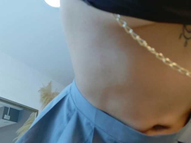 GiaaMonroe live cam preview