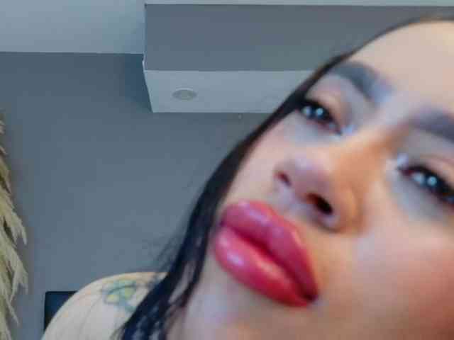 Modèle: GiaaMonroe