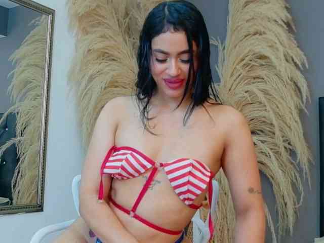 GiaaMonroe Live Webcam on BongaCams