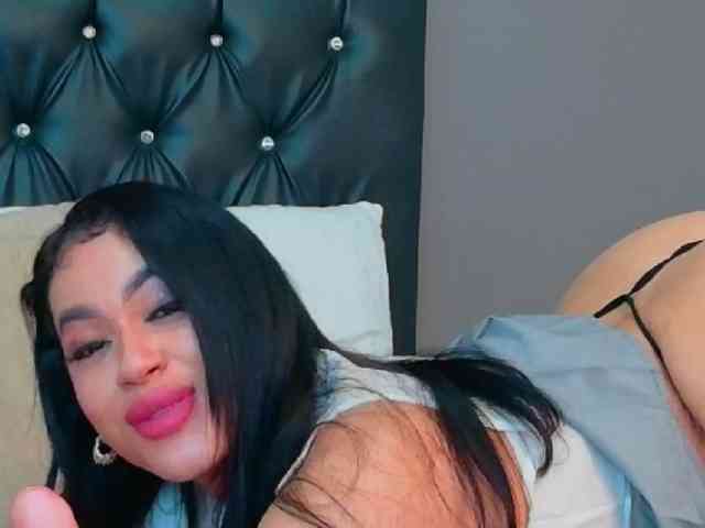 GiaaMonroe webcam