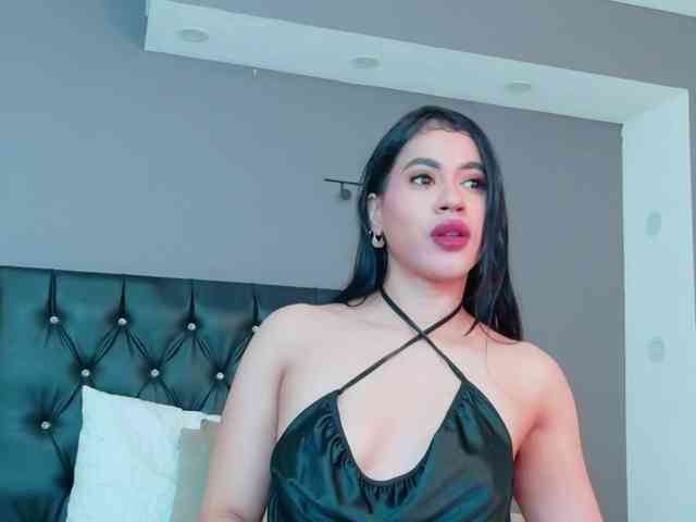 GiaaMonroe webcam
