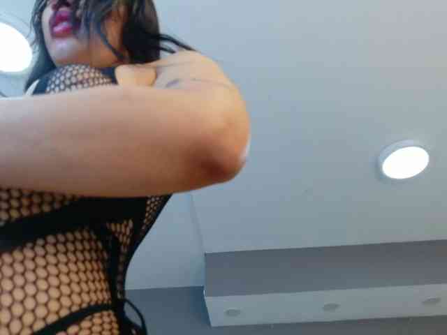 Modèle: GiaaMonroe