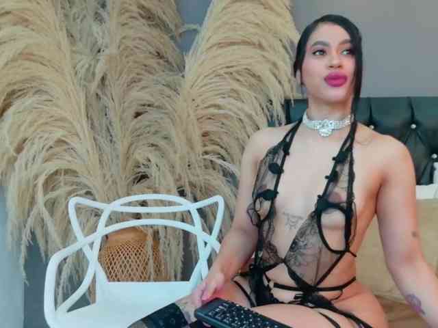 GiaaMonroe webcam