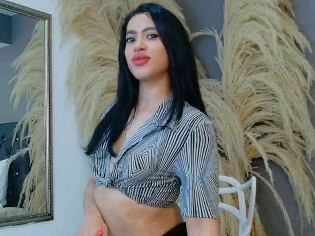 Modèle: GiaaMonroe