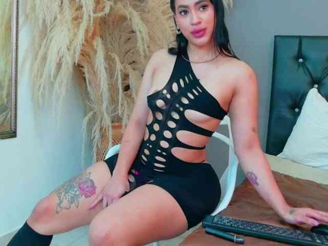 GiaaMonroe webcam