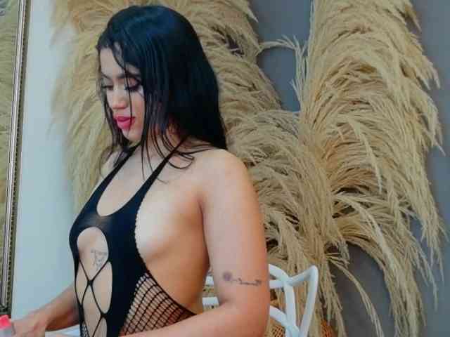 Modèle: GiaaMonroe