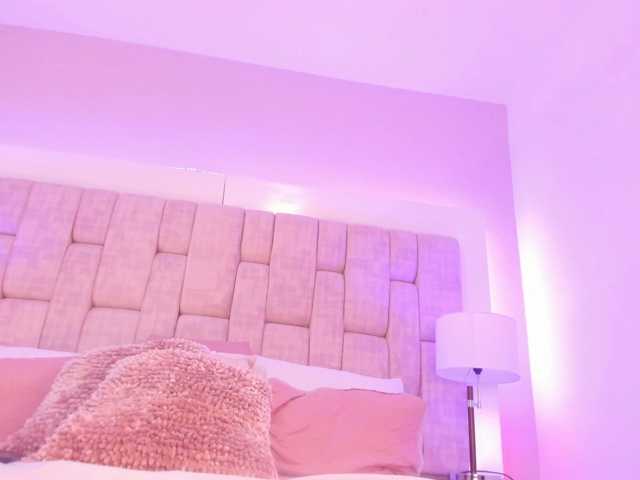 MarieLennox live cam on BongaCams