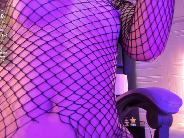 MarieLennox live cam on BongaCams