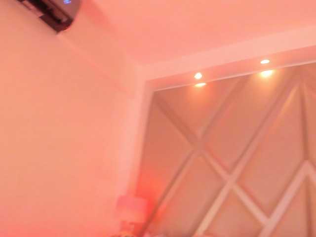 MarieLennox live cam on BongaCams