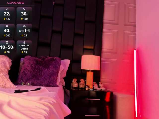 MarieLennox live cam on BongaCams