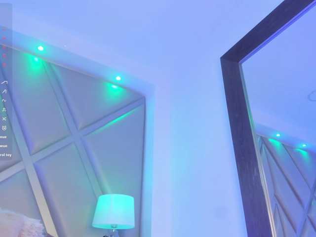 MarieLennox live cam on BongaCams