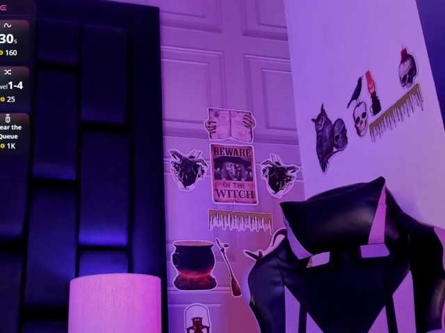 MarieLennox live cam on BongaCams