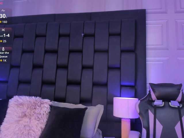 MarieLennox live cam on BongaCams
