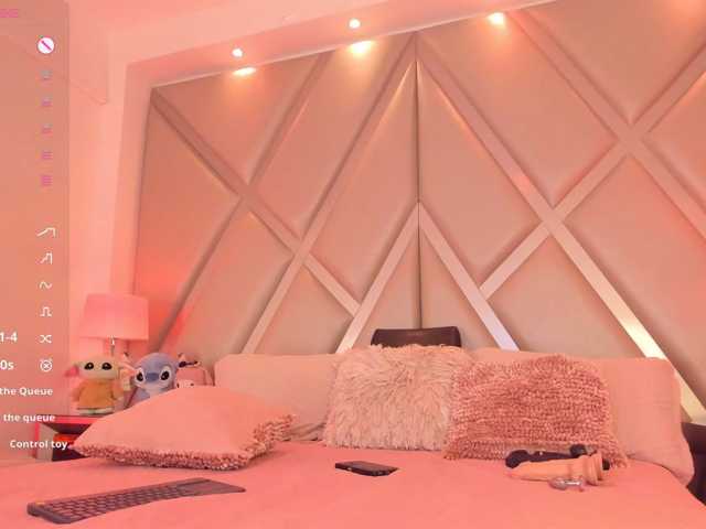 MarieLennox live cam on BongaCams