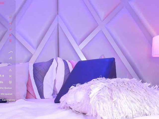 MarieLennox live cam on BongaCams