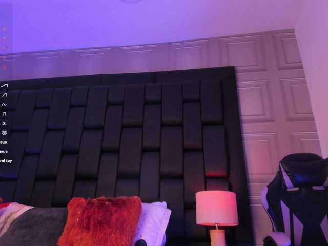 MarieLennox live cam on BongaCams