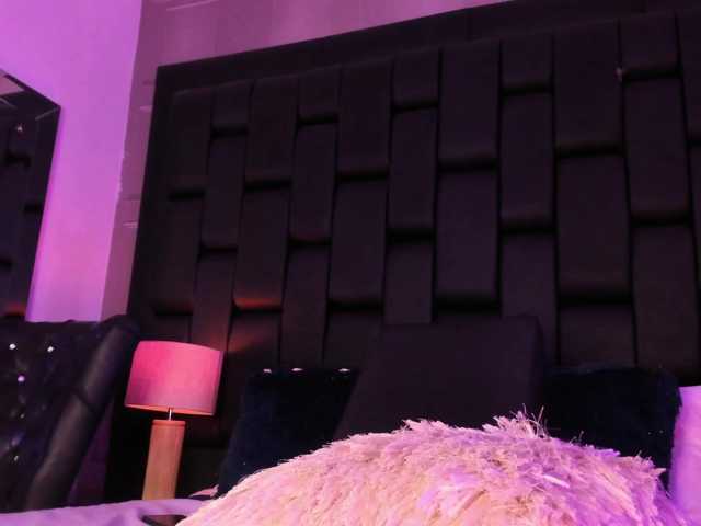 MarieLennox live cam on BongaCams