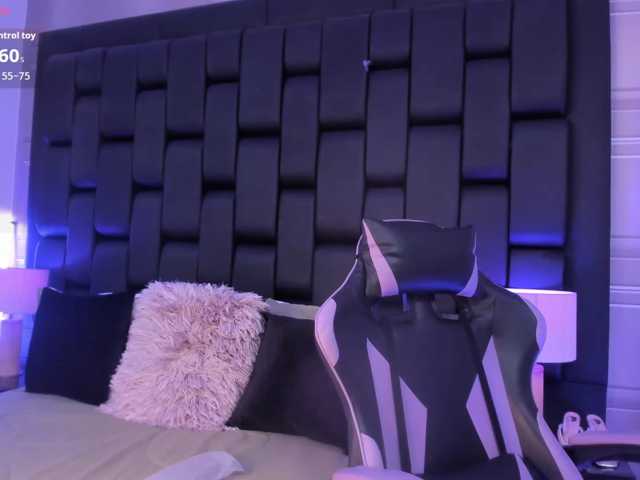MarieLennox live cam on BongaCams