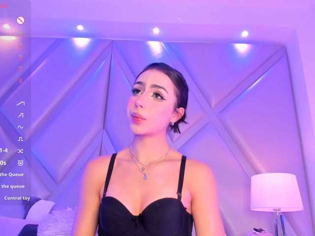 MarieLennox live cam on BongaCams
