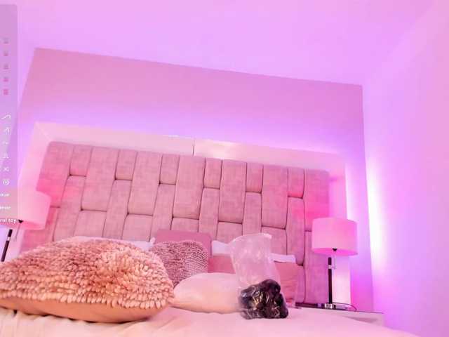 MarieLennox live cam on BongaCams