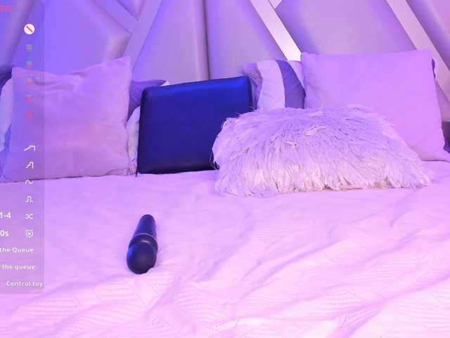 MarieLennox live cam on BongaCams