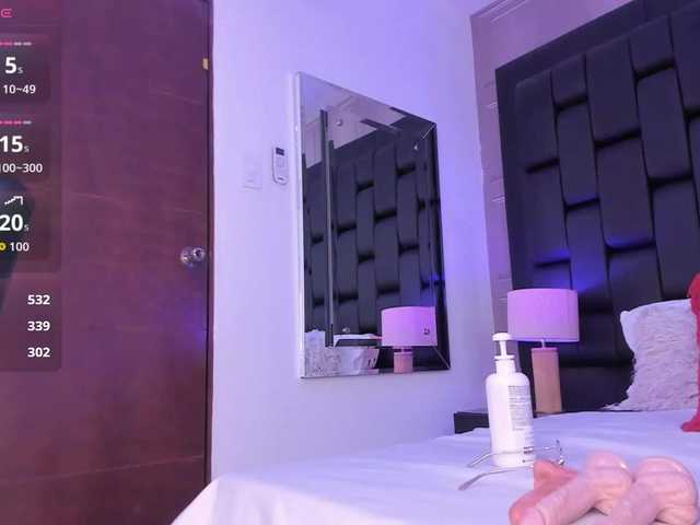MarieLennox live cam on BongaCams