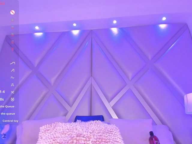 MarieLennox live cam on BongaCams