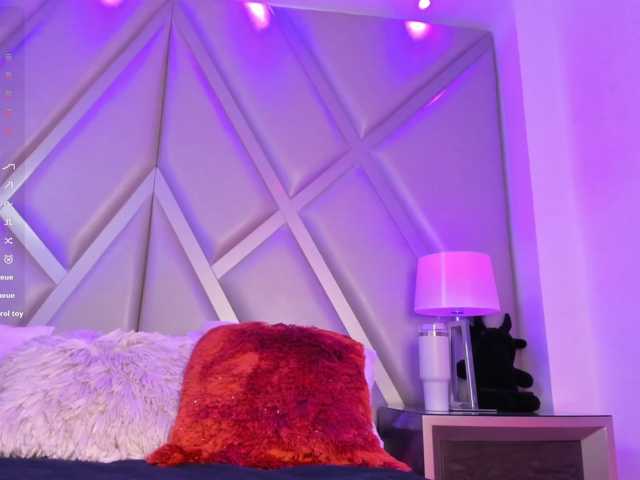 MarieLennox live cam on BongaCams