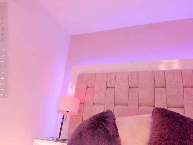 MarieLennox live cam on BongaCams