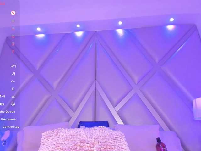 MarieLennox live cam on BongaCams