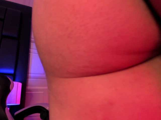 MarieLennox live cam on BongaCams