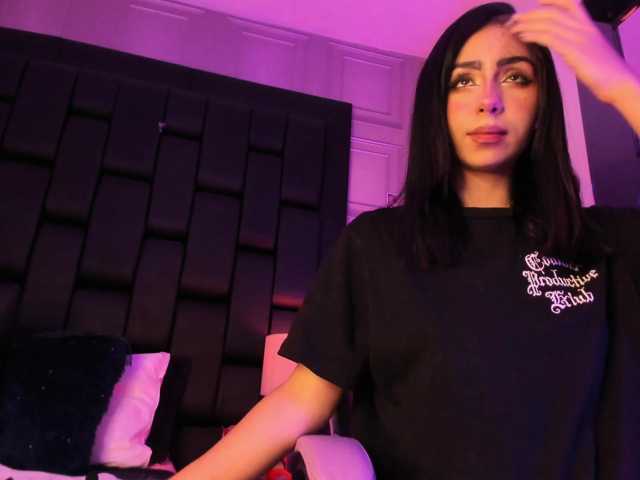 MarieLennox live cam on BongaCams