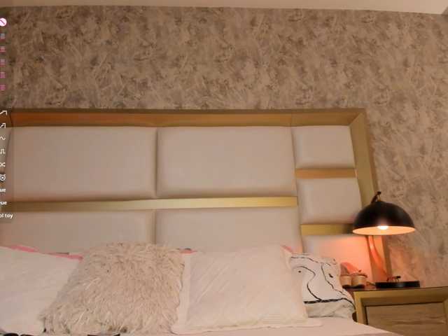 MarieLennox live cam on BongaCams