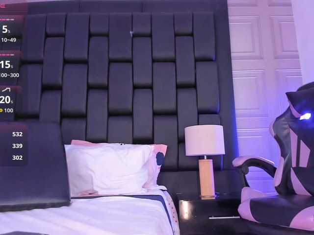 MarieLennox live cam on BongaCams