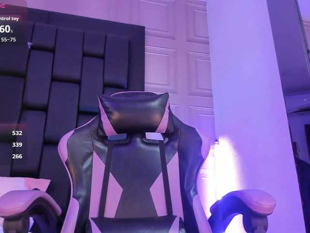 MarieLennox live cam on BongaCams