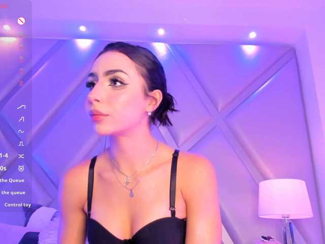 MarieLennox live cam on BongaCams