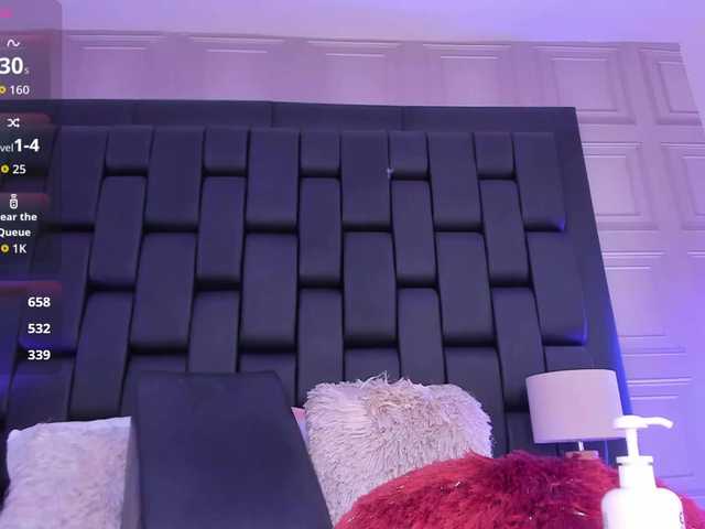MarieLennox live cam on BongaCams