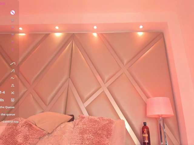 MarieLennox live cam on BongaCams