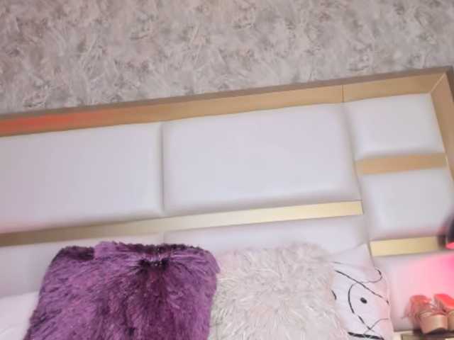MarieLennox live cam on BongaCams