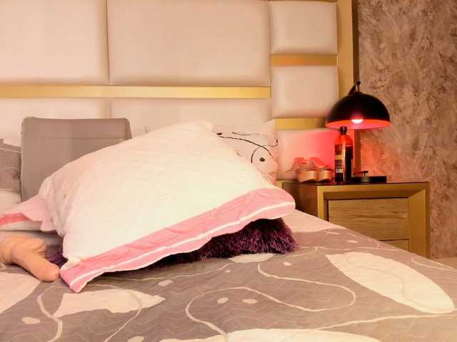 MarieLennox live cam on BongaCams