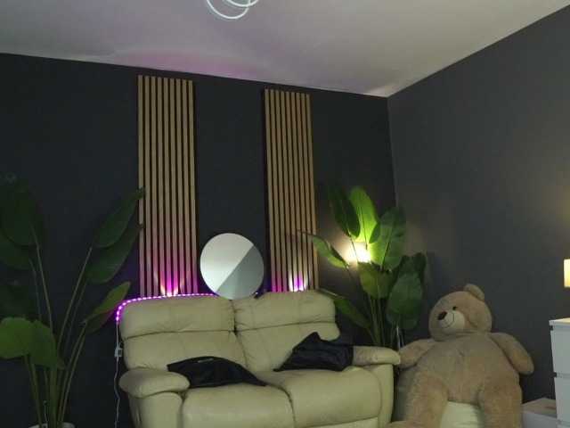 Angeleyesblue live cam on BongaCams