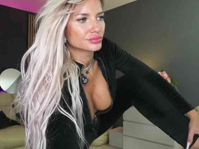 Angeleyesblue webcam