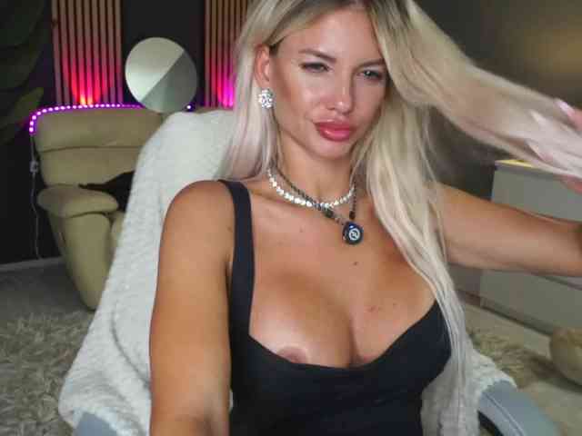 Angeleyesblue webcam
