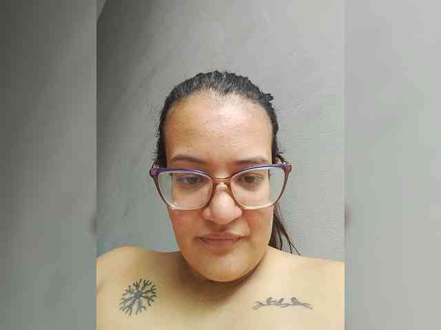 Destrukturadas's cam show statistics and live stream