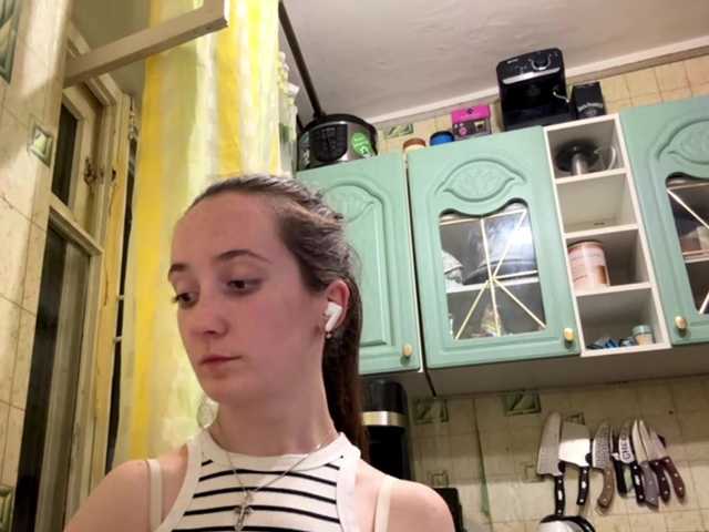 NetaMensi live cam on BongaCams