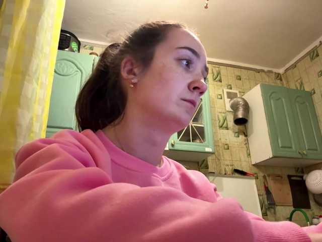 NetaMensi live cam on BongaCams